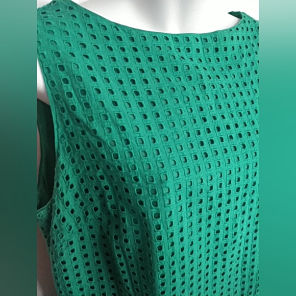 LIZ CLAIBORNE GREEN EYELET SHEATH DRESS - Picture 3 of 7